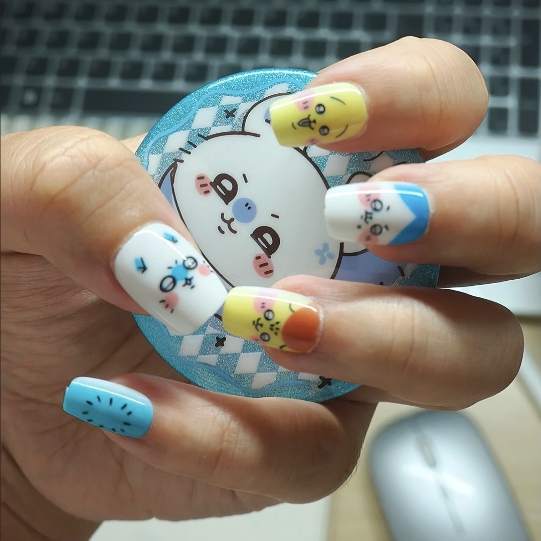 Cute cartoon Rakko press-on na - Detachable Cosplay Prop 评论和价格